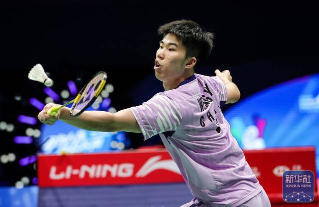 中国羽毛球大师赛｜翁泓阳晋级男单决赛