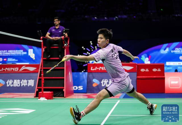 中国羽毛球大师赛｜翁泓阳晋级男单决赛