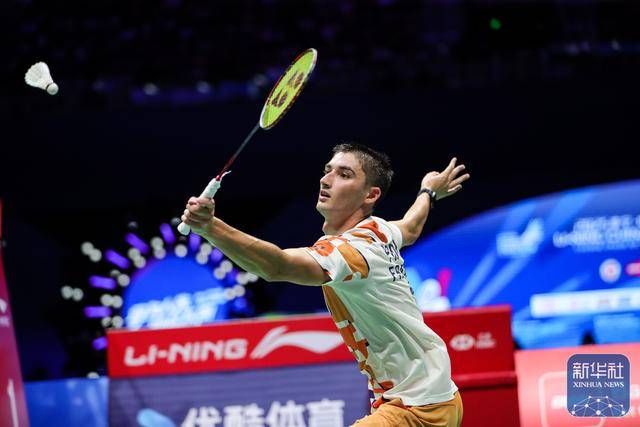 中国羽毛球大师赛｜翁泓阳晋级男单决赛