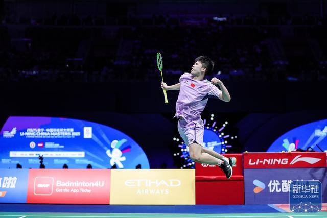 中国羽毛球大师赛｜翁泓阳晋级男单决赛