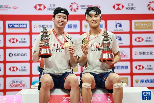 羽毛球——世巡赛总决赛：中国组合梁伟铿/王昶获男双亚军