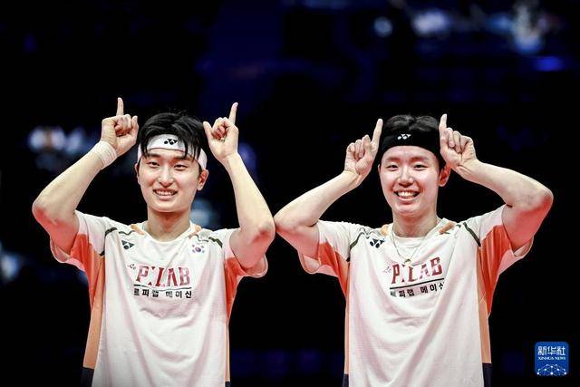 羽毛球——世巡赛总决赛：中国组合梁伟铿/王昶获男双亚军