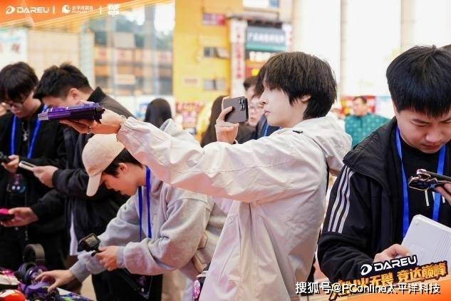 XIN火无畏 达尔优高校电竞赛总决赛武汉赛区问鼎全国总冠军