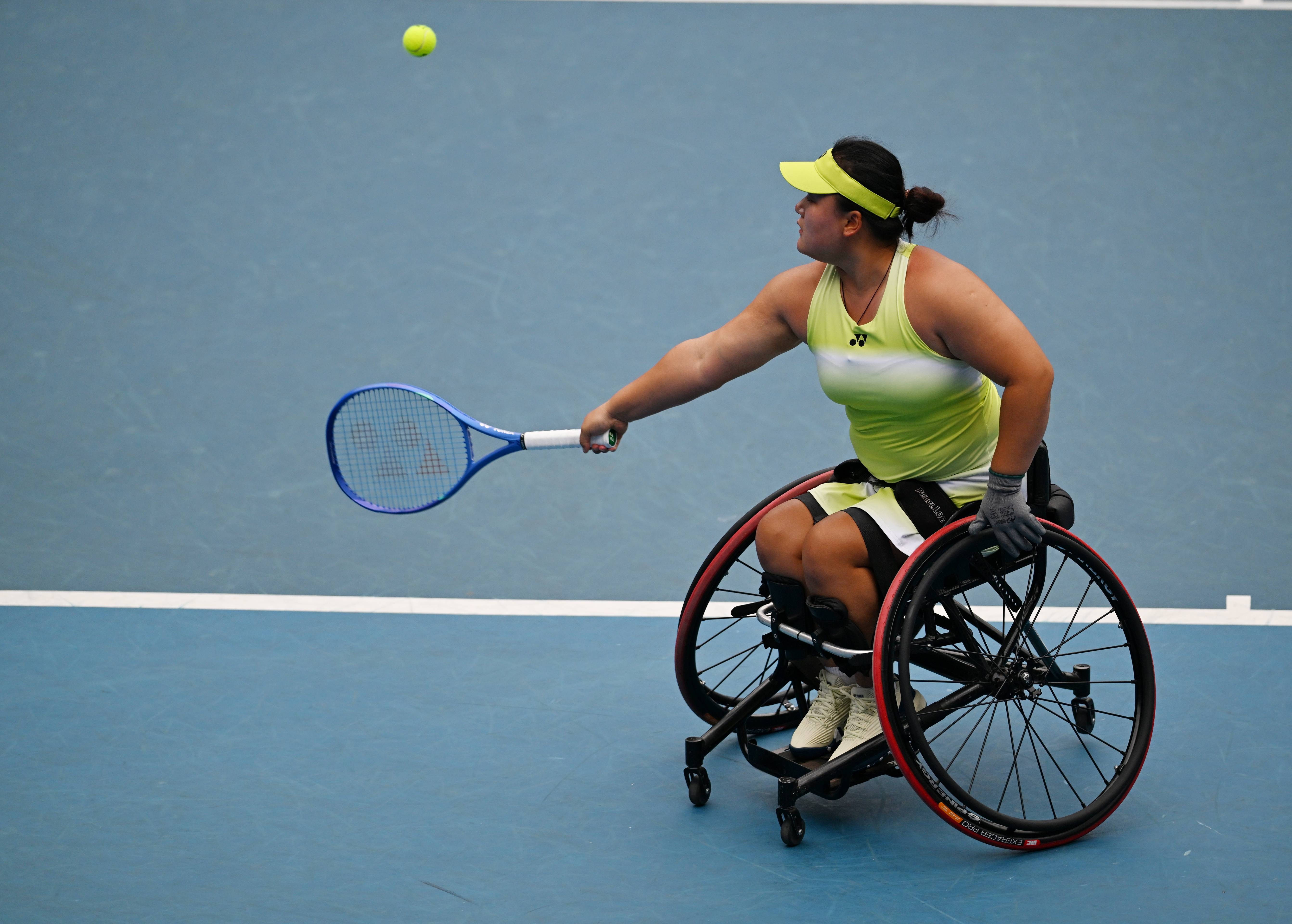 （体育）网球——澳网轮椅女单决赛：李晓辉对阵德格鲁特